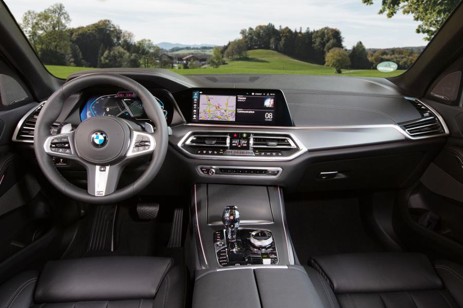 Торпедо BMW X5 xDrive45e iPerformance (G05) 2019 года  (WW) (фото 53 из 102)